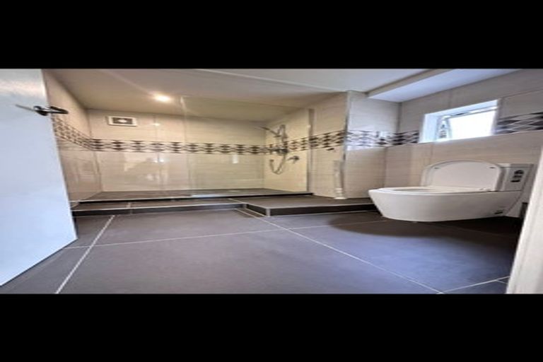 Photo of property in 37 Kamara Road, Glen Eden, Auckland, 0602