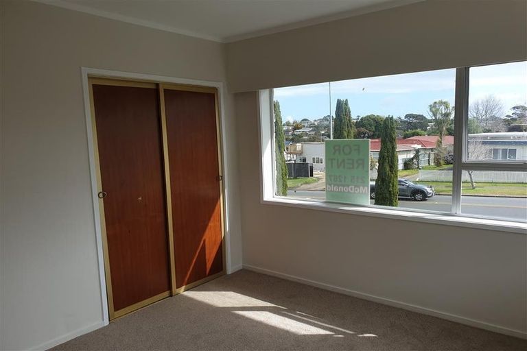 Photo of property in 86 Gossamer Drive, Pakuranga Heights, Auckland, 2010