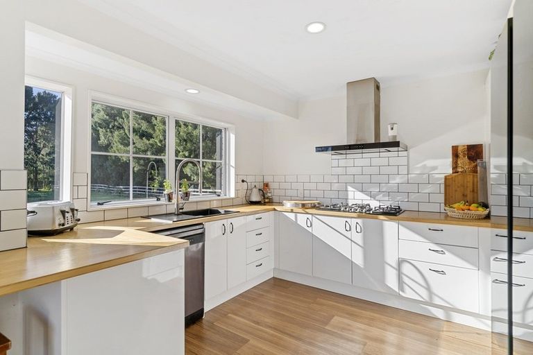 Photo of property in 151 Domain Road, Papamoa Beach, Te Puke, 3187