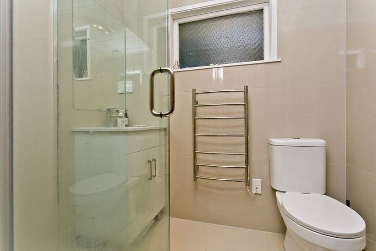 Photo of property in 3/1 Becroft Drive, Forrest Hill, Auckland, 0620