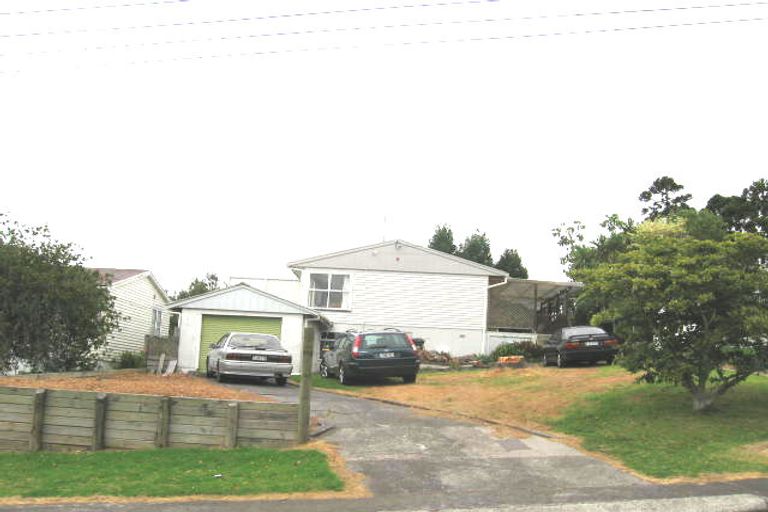 Photo of property in 9 Utting Street, Birkdale, Auckland, 0626