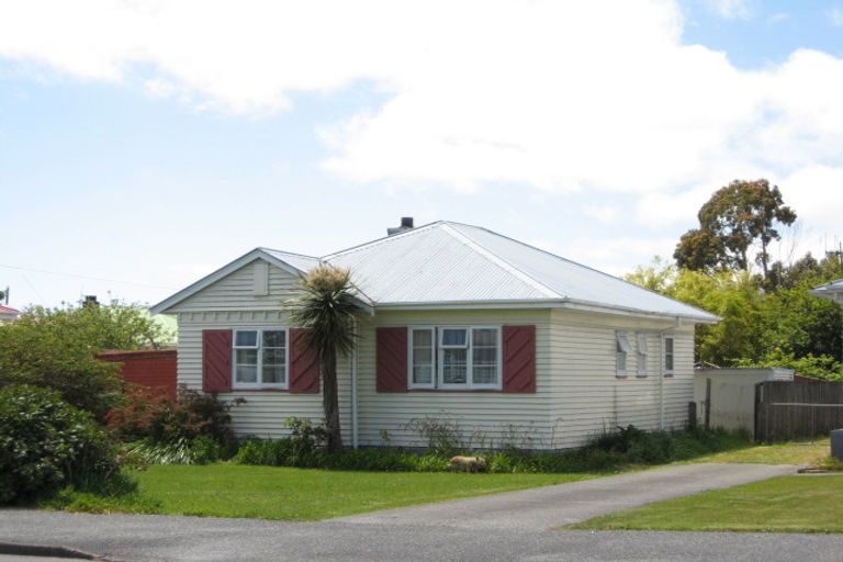 Photo of property in 129 Derby Street, Westport, 7825