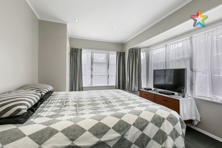 Photo of property in 31 Petherick Street, Taita, Lower Hutt, 5011