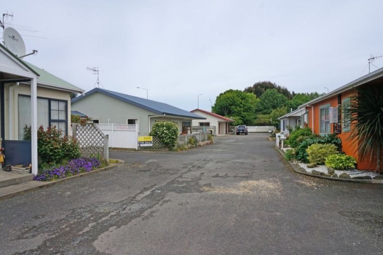 Photo of property in 2c Macmaster Street, Richmond, Invercargill, 9810