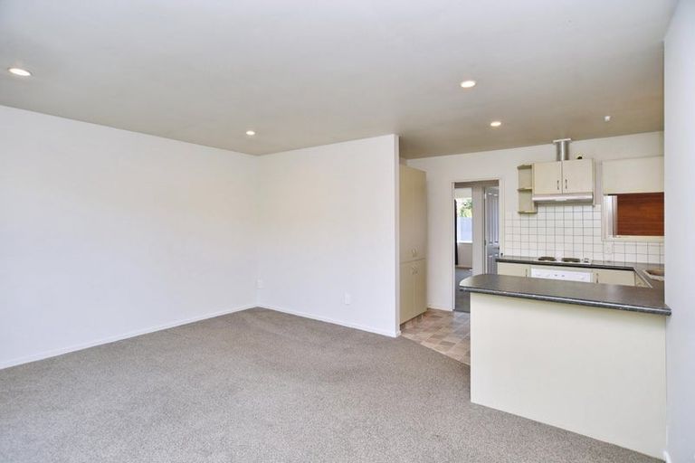 Photo of property in 16d Lyndon Street, Riccarton, Christchurch, 8011