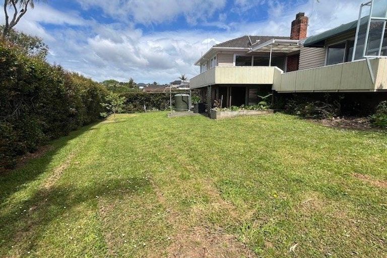 Photo of property in 63 Litten Road, Cockle Bay, Auckland, 2014