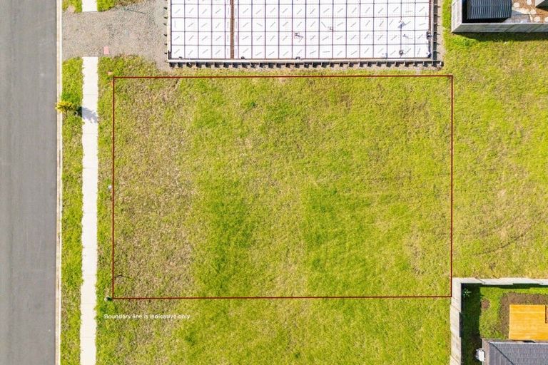 Photo of property in 9 Taurangawaka Road, One Tree Point, 0118