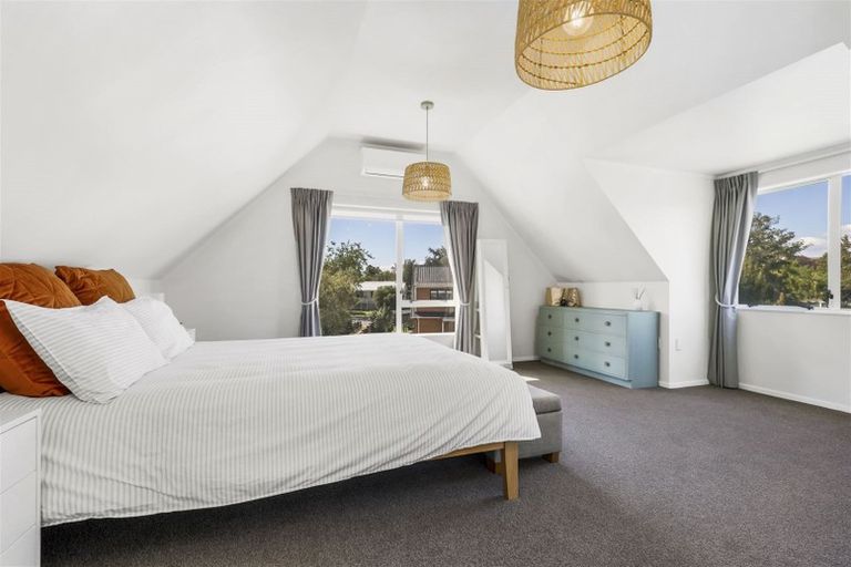 Photo of property in 4 Essendon Court, Glenview, Hamilton, 3206