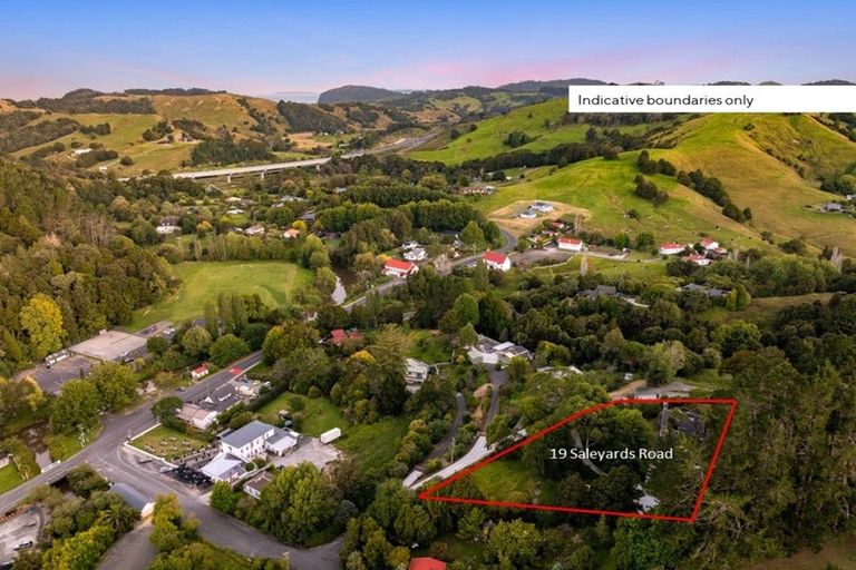 Photo of property in 19 Saleyards Road, Puhoi, Warkworth, 0994