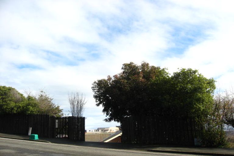 Photo of property in 60 Hackthorne Road, Cashmere, Christchurch, 8022