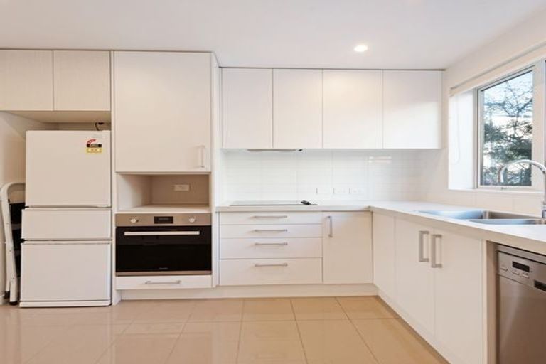 Photo of property in 3/24 Princess Terrace, Newtown, Wellington, 6021
