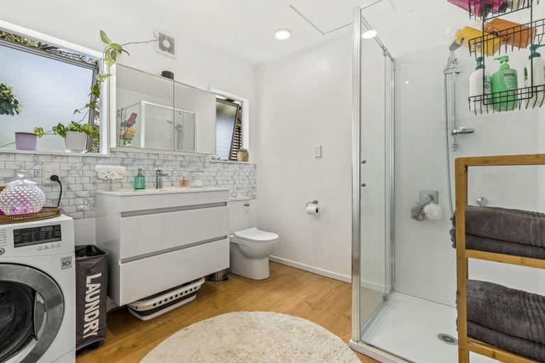 Photo of property in 21 Foster Crescent, Snells Beach, 0920