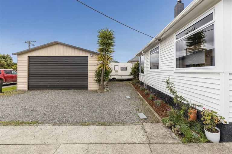 Photo of property in 10 Churchill Street, Mayfield, Blenheim, 7201