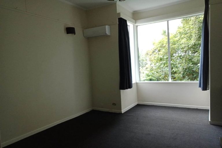 Photo of property in 159 Glenmore Street, Kelburn, Wellington, 6012