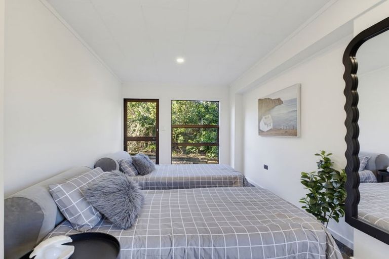 Photo of property in 16 Kaiwaka-mangawhai Road, Kaiwaka, 0975