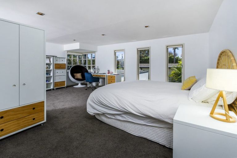 Photo of property in 54 Seacliffe Avenue, Belmont, Auckland, 0622