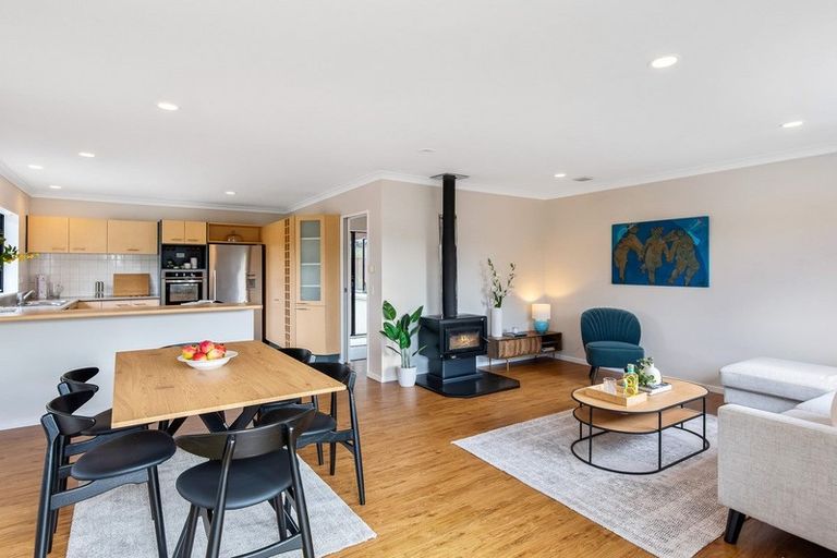 Photo of property in 2 Central Park, Paraparaumu Beach, Paraparaumu, 5032