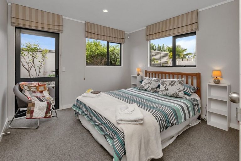 Photo of property in 3 Bermuda Place, One Tree Point, 0118