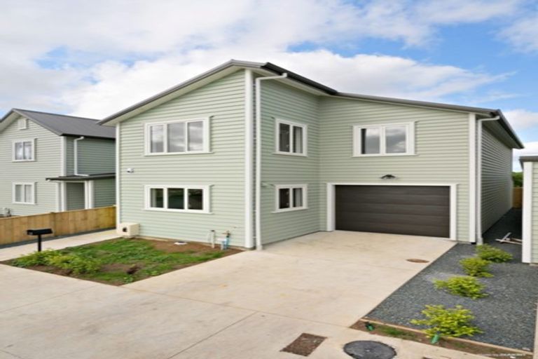 Photo of property in 22 Saddleback Crescent, Papakura, 2110