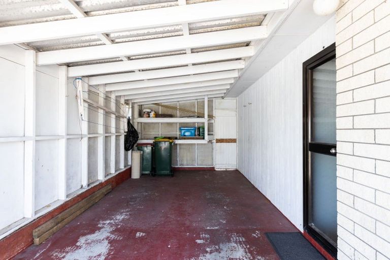 Photo of property in 2/23 Record Street, Fitzroy, New Plymouth, 4312