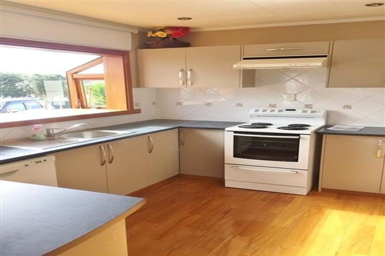 Photo of property in 12 Sheffield Place, Springvale, Whanganui, 4501