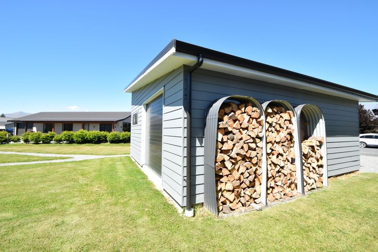 Photo of property in 73 Irishman Drive, Twizel, 7901