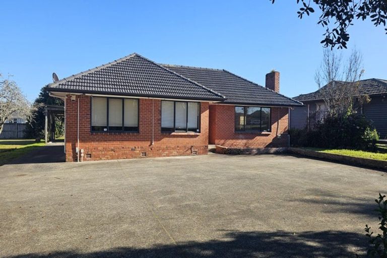 Photo of property in 144 Lincoln Road, Henderson, Auckland, 0610