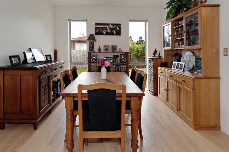 Photo of property in 97a Konini Road, Titirangi, Auckland, 0604