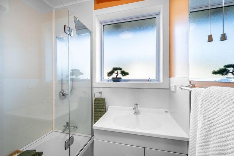 Photo of property in 28 Argyle Street, Kew, Invercargill, 9812