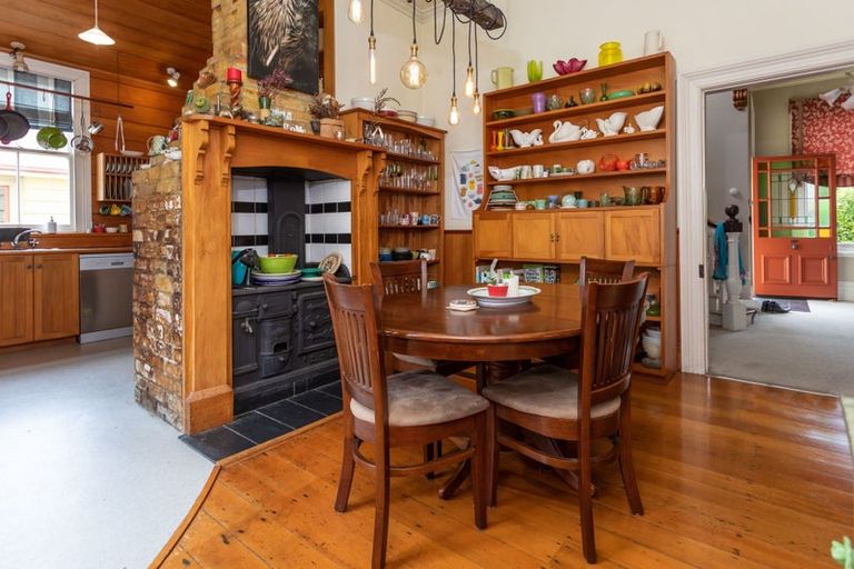 Photo of property in 300 Queen Sh25 Street, Thames, 3500