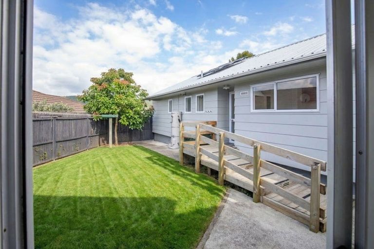 Photo of property in 1 Augustus Earle Place, Pukehangi, Rotorua, 3015