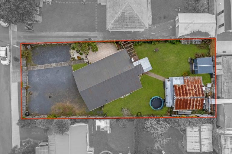 Photo of property in 5 Tui Crescent, Manurewa, Auckland, 2102