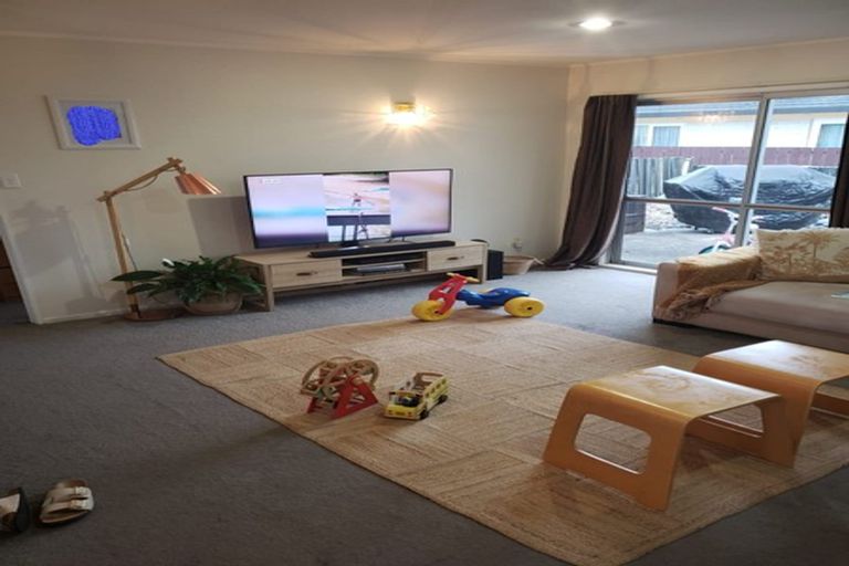 Photo of property in 29 Wycherley Drive, Bucklands Beach, Auckland, 2014
