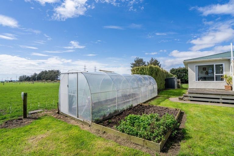 Photo of property in 460 Tiwai Road, Awarua Plains, Invercargill, 9877