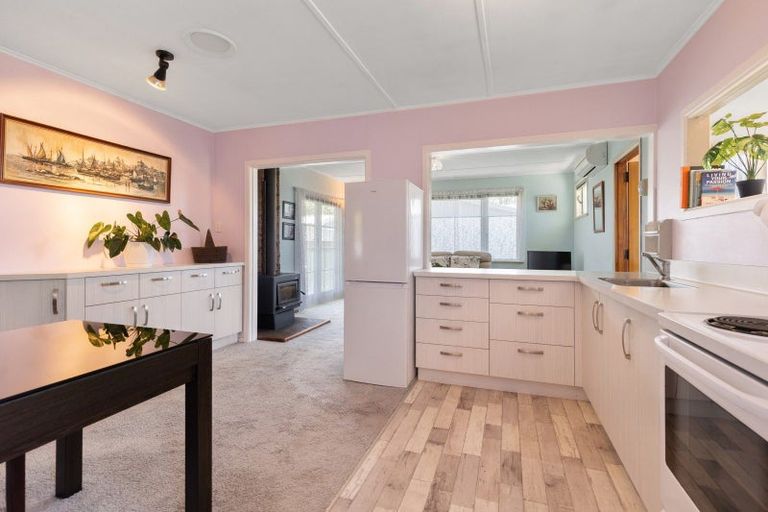 Photo of property in 44 Kings Drive, Levin, 5510