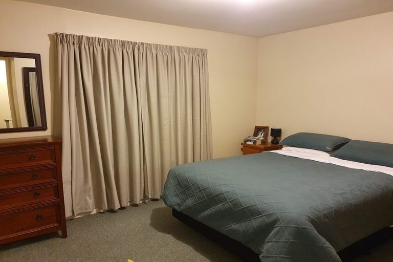 Photo of property in 2/12 Camrose Place, Ilam, Christchurch, 8041