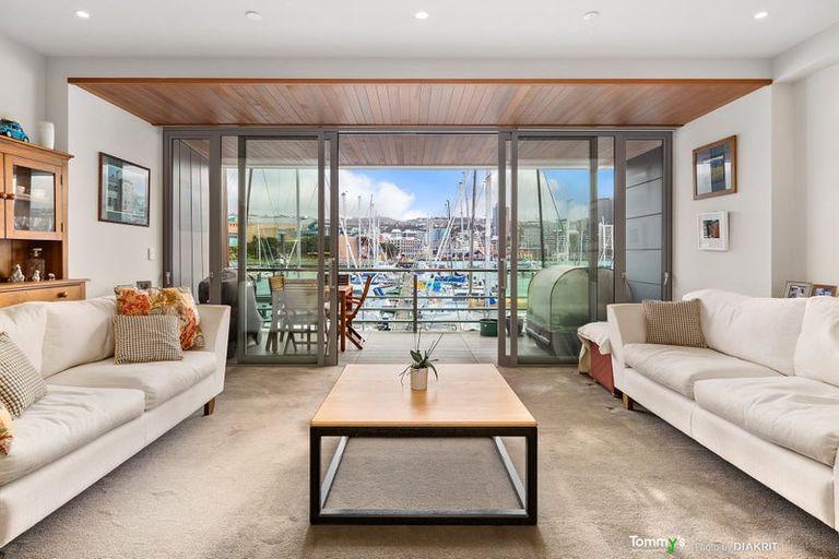 Photo of property in Clyde Quay Wharf, 1c/6 Clyde Quay Wharf, Te Aro, Wellington, 6011