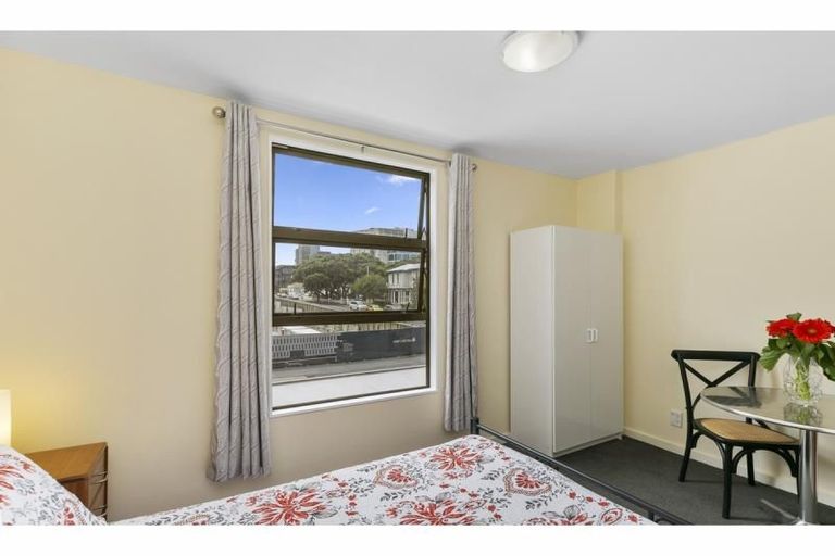 Photo of property in Aitken Street Apartments, 209/5 Aitken Street, Thorndon, Wellington, 6011
