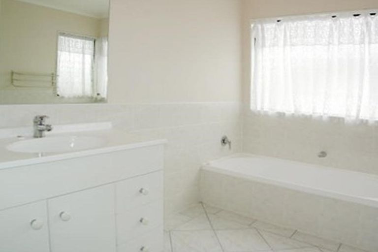 Photo of property in 3/96 Elliot Street, Howick, Auckland, 2014