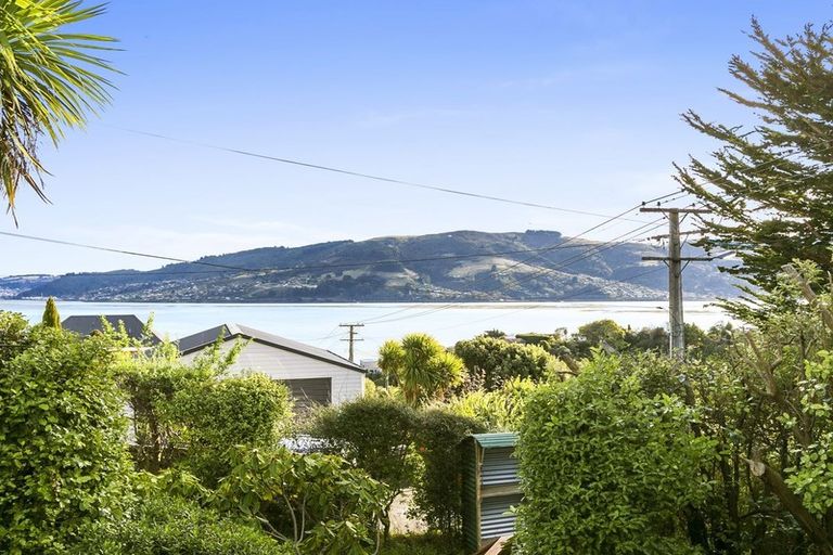 Photo of property in 26 Porterfield Street, Macandrew Bay, Dunedin, 9014