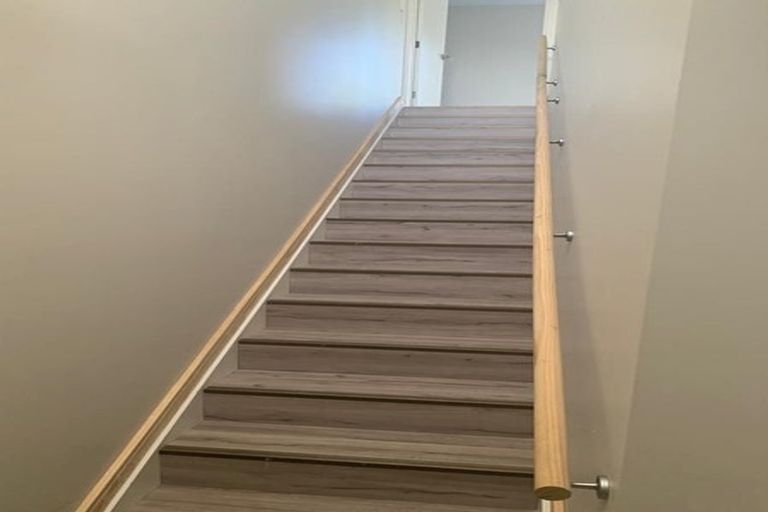 Photo of property in 11 Wyon Way, Flat Bush, Auckland, 2016