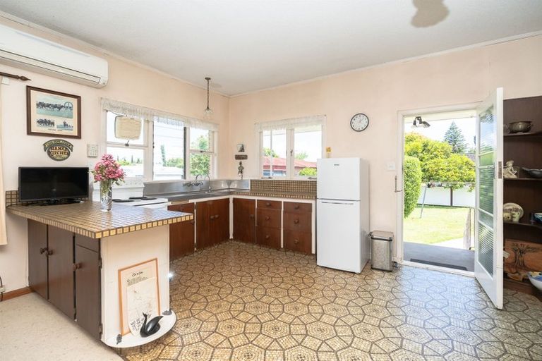 Photo of property in 63 Braid Road, St Andrews, Hamilton, 3200