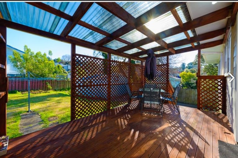 Photo of property in 24 Bellringer Road, Massey, Auckland, 0614