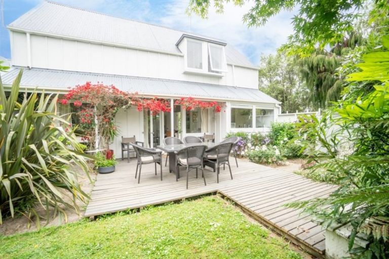 Photo of property in 49 Buick Crescent, Awapuni, Palmerston North, 4412