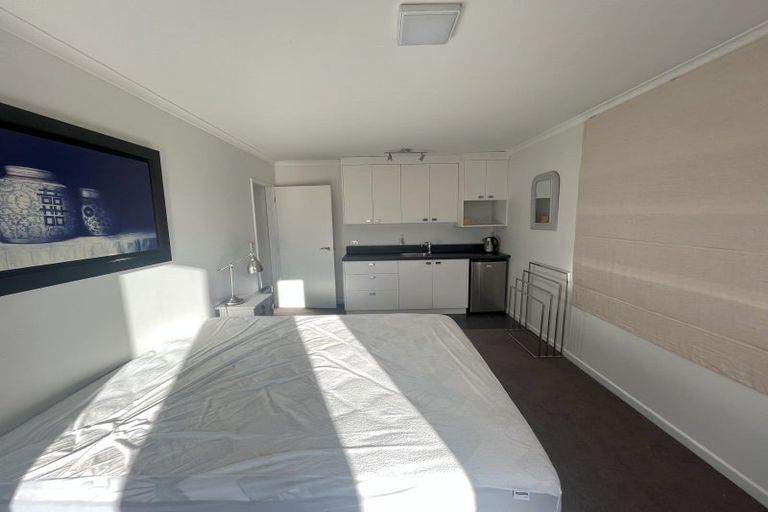 Photo of property in 7 Hogan Lane, Wanaka, 9305