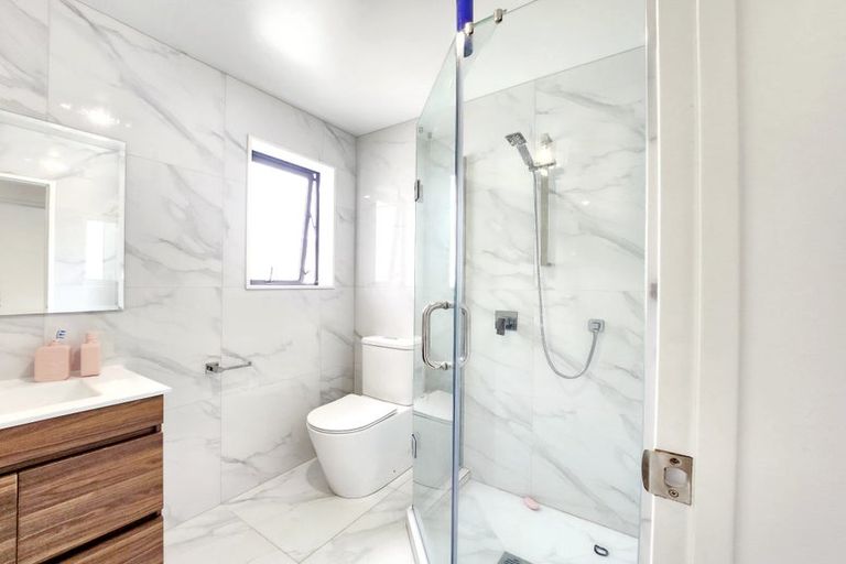 Photo of property in 70 Joseph Street, Flat Bush, Auckland, 2019