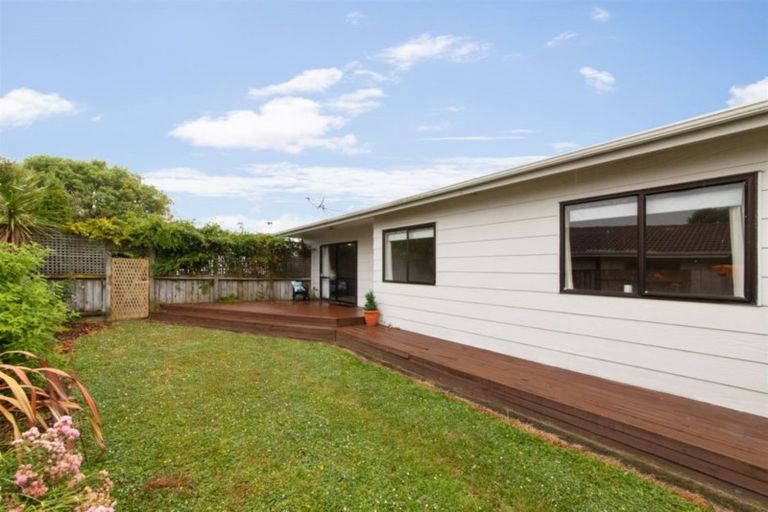 Photo of property in 5 Cargill Grove, Kelvin Grove, Palmerston North, 4414
