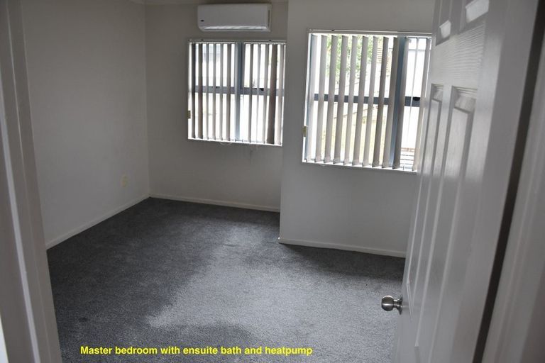 Photo of property in 1/30 Mountain Road, Mangere Bridge, Auckland, 2022