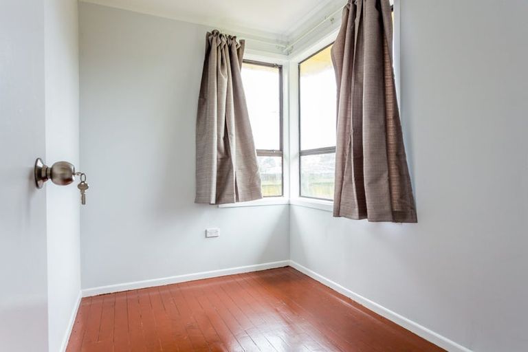 Photo of property in 5 Blampied Road, Otara, Auckland, 2023