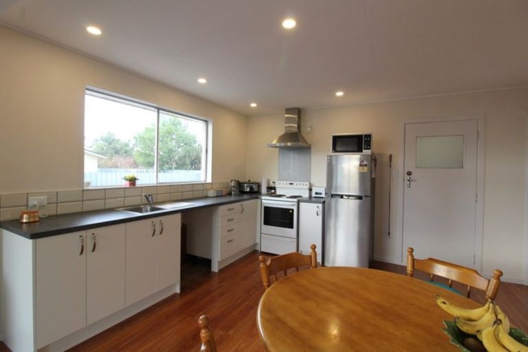 Photo of property in 19 Grange Street, Winton, 9720